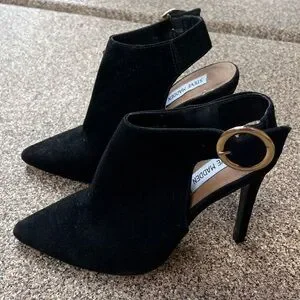 Steve Madden Pointers (like new) Steve Madden | Shoes | Steve Madden Pointers Like New | Poshmark main image 4